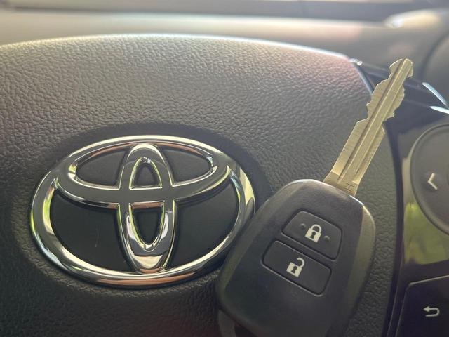 アクア Ｌ　禁煙車　純正ＳＤナビ　バックカメラ　ドラレコ　ＥＴＣ　Ｂｌｕｅｔｏｏｔｈ再生　コーナーセンサー　セーフティセンス　オートハイビーム　車線逸脱警報　キーレス　横滑り防止装置　オートエアコン（54枚目）