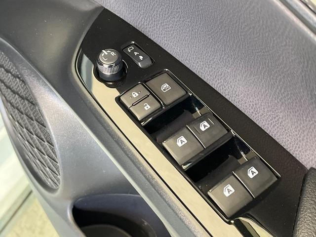 プリウス Ｓセーフティプラス　純正ＳＤナビ　バックカメラ　１００Ｖ電源　衝突被害軽減システム　レーダークルーズ　禁煙車　ドラレコ　コーナーセンサー　スマートキー　ＬＥＤヘッド　ビルトインＥＴＣ　オートハイビーム　車線逸脱警報（42枚目）