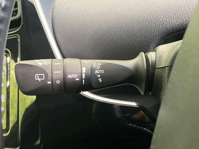 プリウス Ｓセーフティプラス　純正ＳＤナビ　バックカメラ　１００Ｖ電源　衝突被害軽減システム　レーダークルーズ　禁煙車　ドラレコ　コーナーセンサー　スマートキー　ＬＥＤヘッド　ビルトインＥＴＣ　オートハイビーム　車線逸脱警報（52枚目）