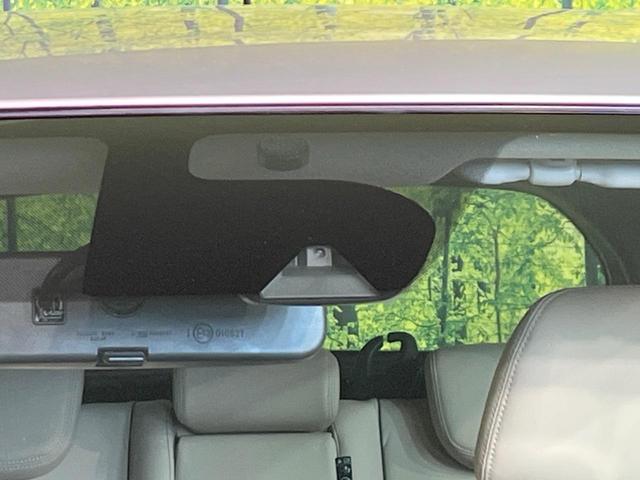 ノート メダリスト　純正ＳＤナビ　バックカメラ　衝突被害軽減システム　禁煙車　ハーフレザーシート　スマートキー　ＬＥＤヘッド　ＥＴＣ　車線逸脱警報　オートライト　オートエアコン　Ｂｌｕｅｔｏｏｔｈ　ＣＤ　フルセグ（25枚目）