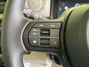ベースグレード　新型　ホンダセンシング　オートエアコン　プッシュスタート　クルーズコントロール　ステアリングスイッチ　片側電動スライドドア　ＬＥＤヘッドライト　横滑り防止装置　オートライト(7枚目)