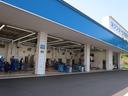 大型整備工場を完備しておりますので、ご納車後も安心です。