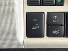 【シートヒーター】寒い日に重宝するシートヒーター！エアコンより早く温まってくれるので寒がりの人も安心ですね♪エアコンの温風は乾燥するから苦手、という方にもをおすすめです。 5