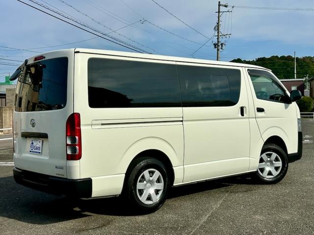 ハイエースバン ロングＤＸ　４ＷＤ　２．８ディーゼルターボ　Ｗエアコン　電格ミラー　純正ナビ　ワンセグＴＶ　Ｂｌｕｅｔｏｏｔｈ　バックカメラ　ＴＳＳ　Ｗエアバッグ（5枚目）
