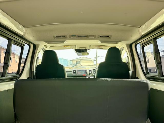 ハイエースバン ロングＤＸ　４ＷＤ　２．８ディーゼルターボ　Ｗエアコン　電格ミラー　純正ナビ　ワンセグＴＶ　Ｂｌｕｅｔｏｏｔｈ　バックカメラ　ＴＳＳ　Ｗエアバッグ（24枚目）