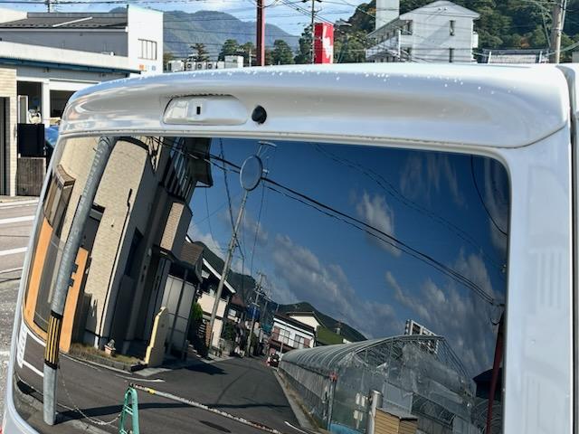 ハイエースバン スーパーＧＬ　ダークプライムＩＩ　２．８ＤＴスーパーＧＬダークプライムＩＩ　９インチワイドナビ・ＴＶ　デジタルインナーミラー　パノラマビュー　両側パワースライドドア　ＴＳＳ　社外１７ＡＷ　オープンカントリータイヤ　黒革調シートカバー（14枚目）