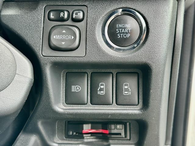 ハイエースバン スーパーＧＬ　ダークプライムＩＩ　２．８ＤＴスーパーＧＬダークプライムＩＩ　９インチワイドナビ・ＴＶ　デジタルインナーミラー　パノラマビュー　両側パワースライドドア　ＴＳＳ　社外１７ＡＷ　オープンカントリータイヤ　黒革調シートカバー（39枚目）