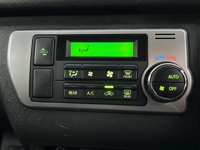ハイエースバン ロングスーパーＧＬ　５ドアバン２．８ディーゼルＴ　スーパーＧＬロング　ＴＲＤフロントスポイラー純正フルセグナビ　フリップダウンモニター　ＴＳＳ　純正ＬＥＤヘッド　新品シートカバー　新品コンビハンドル（38枚目）