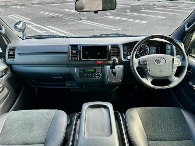 ハイエースバン スーパーＧＬ　ダークプライムＩＩ　５Ｄ２．８ＤＴスーパーＧＬダークプライムＩＩロング　フロント＆バックソナー　Ｗエアバッグ　純正コンビハンドル（18枚目）