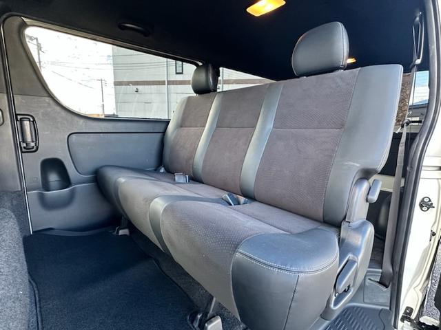 ハイエースバン スーパーＧＬ　ダークプライムＩＩ　５Ｄ２．８ＤＴスーパーＧＬダークプライムＩＩロング　フロント＆バックソナー　Ｗエアバッグ　純正コンビハンドル（24枚目）