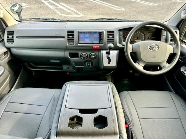 ハイエースバン ロングDX 5ドアバン3.0ディーゼルT DXロング 4WD 純正ナビ Bluetooth バックカメラ Wエアバッグ(19枚目)
