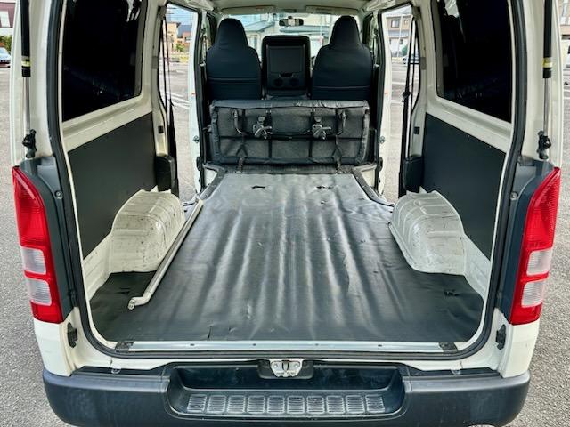 ハイエースバン ロングDX 5ドアバン3.0ディーゼルT DXロング 4WD 純正ナビ Bluetooth バックカメラ Wエアバッグ(26枚目)