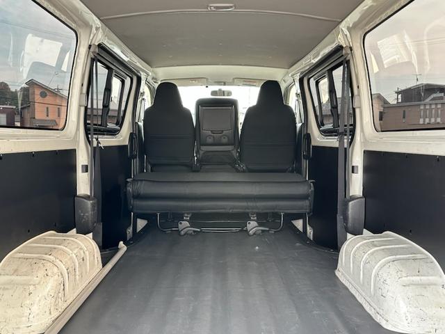 ハイエースバン ロングDX 5ドアバン3.0ディーゼルT DXロング 4WD 純正ナビ Bluetooth バックカメラ Wエアバッグ(27枚目)