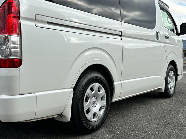 ハイエースバン スーパーGL ダークプライムII 2.8ディーゼルターボ TSS 両側パワースライドドア クリアランスソナー 8インチ社外ナビ フルセグTV BLUETOOTH ETC AC100Vコンセント ドライブレコーダー Wエアバッグ(8枚目)