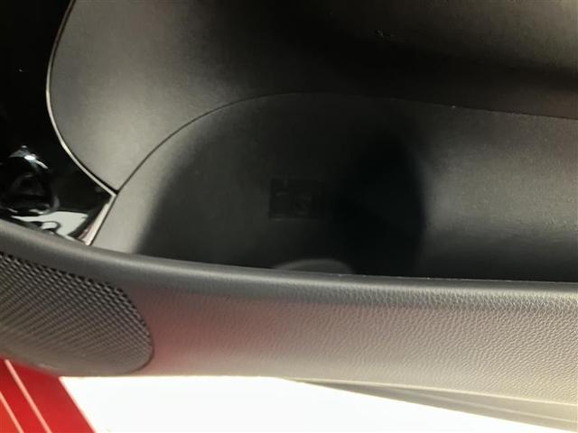 アクア G VSC 衝突軽減ブレーキ メモリナビ アイドルストップ バックモニター LED クルーズコントロール スマートキー ETC車載器 ナビ パワーウィンドウ イモビライザー サイドエアバック 試乗車 PS(32枚目)