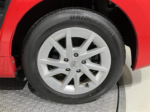 プリウスα Ｓ　スマキ－　リモコンキー　横滑り防止装置付き　ＰＷ　Ｂカメラ　ナビ・ＴＶ　サイドエアＢ　ワンオナ　ドライブレコーダー　ＥＴＣ車載器　ＡＢＳ付き　アルミホイール　メモリーナビゲーション　パワーステアリング（8枚目）