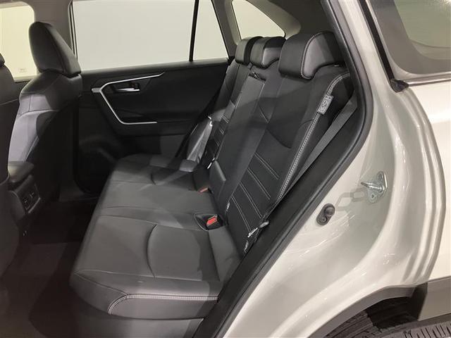 ＲＡＶ４ ハイブリッドＧ　衝突被害軽減装置　バックモニター　地デジＴＶ　ＬＥＤヘッドライト　スマキー　電動シ－ト　ＡＷＤ　ＴＶナビ　パワステ　横滑り防止装置　クルコン　ＡＡＣ　カーテンエアバック　エアバッグ　ＡＷ　ＥＴＣ（7枚目）