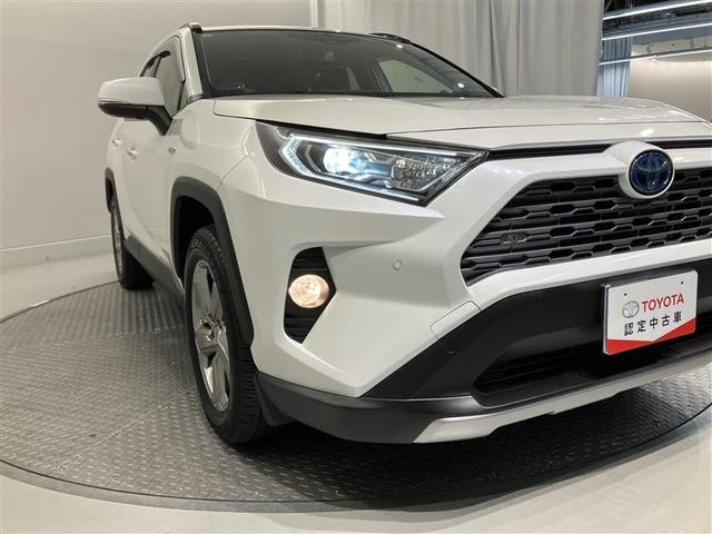 ＲＡＶ４ ハイブリッドＧ　衝突被害軽減装置　バックモニター　地デジＴＶ　ＬＥＤヘッドライト　スマキー　電動シ－ト　ＡＷＤ　ＴＶナビ　パワステ　横滑り防止装置　クルコン　ＡＡＣ　カーテンエアバック　エアバッグ　ＡＷ　ＥＴＣ（9枚目）