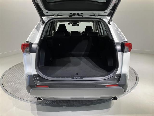 ＲＡＶ４ ハイブリッドＧ　衝突被害軽減装置　バックモニター　地デジＴＶ　ＬＥＤヘッドライト　スマキー　電動シ－ト　ＡＷＤ　ＴＶナビ　パワステ　横滑り防止装置　クルコン　ＡＡＣ　カーテンエアバック　エアバッグ　ＡＷ　ＥＴＣ（11枚目）