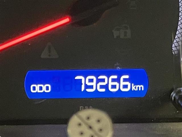 ノア G リアエアコン フルセグテレビ 盗難防止システム 1オーナ エアバッグ アルミ キーレス アイドルストップ クルーズコントロール DVD再生 ETC メモリーナビ 3列シート ESC TVナビ パワステ(12枚目)