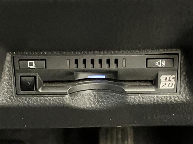 ヤリス G バックモニタ- 誤発進抑制機能 ドライブレコーダ 1オーナー車 スマートキー 横滑り防止機能 キーレス ETC オートエアコン メモリーナビ ABS 運転席エアバック サイドエアバッグ ナビ(22枚目)