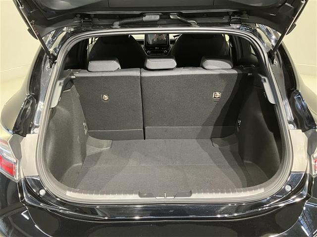 カローラスポーツ ハイブリッドＧ　Ｚ　サイドエアバック　前後誤発進抑制　スマートキーシステム　Ｂモニ　オートクルーズ　ＬＥＤライト　エアバック　オートエアコン　地デジ　ナビＴＶ　ＡＷ　デュアルエアバッグ　キーレス　パワステ　ＡＢＳ　ＥＴＣ（11枚目）