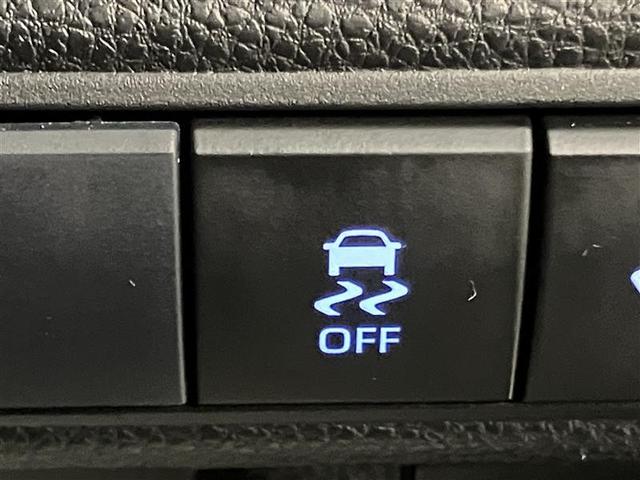 カローラスポーツ ハイブリッドＧ　Ｚ　サイドエアバック　前後誤発進抑制　スマートキーシステム　Ｂモニ　オートクルーズ　ＬＥＤライト　エアバック　オートエアコン　地デジ　ナビＴＶ　ＡＷ　デュアルエアバッグ　キーレス　パワステ　ＡＢＳ　ＥＴＣ（24枚目）