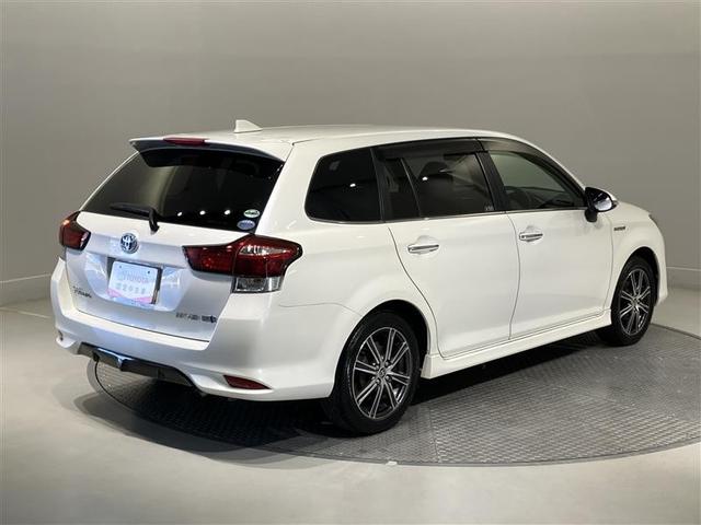 カローラフィールダー ハイブリッドＧ　ダブルバイビー　ＰＣＳ　インテリキー　横滑防止　ミュージックプレイヤー接続可　フルセグＴＶ　ＬＥＤヘッドライト　オートエアコン　ワンオーナー　ＥＴＣ　アルミホイール　キーフリーシステム　サイドエアバッグ　ナビＴＶ（4枚目）