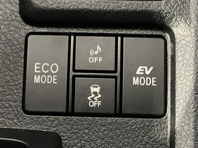 カローラフィールダー ハイブリッドＧ　ダブルバイビー　ＰＣＳ　インテリキー　横滑防止　ミュージックプレイヤー接続可　フルセグＴＶ　ＬＥＤヘッドライト　オートエアコン　ワンオーナー　ＥＴＣ　アルミホイール　キーフリーシステム　サイドエアバッグ　ナビＴＶ（20枚目）