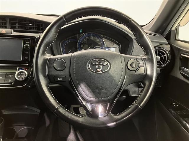 カローラフィールダー ハイブリッドＧ　ダブルバイビー　ＰＣＳ　インテリキー　横滑防止　ミュージックプレイヤー接続可　フルセグＴＶ　ＬＥＤヘッドライト　オートエアコン　ワンオーナー　ＥＴＣ　アルミホイール　キーフリーシステム　サイドエアバッグ　ナビＴＶ（23枚目）