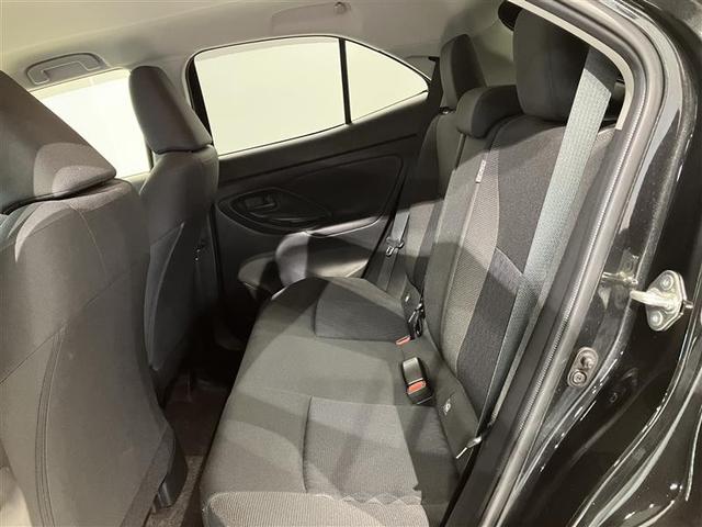 ヤリスクロス Ｇ　地デジＴＶ　リヤカメラ　スマートエントリー　イモビライザー　オートエアコン　ＬＥＤライト　アルミホイール　キーレス　パワーウィンドウ　クルコン　ＡＢＳ　ワンオーナー　メモリーナビ　エアバッグ　ナビＴＶ（7枚目）