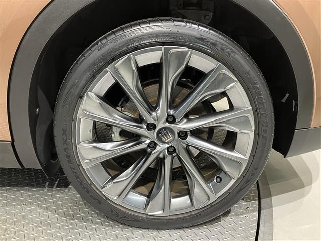 クラウンクロスオーバー Gアドバンスド・レザーパッケージ TSS フルセグTV パワーシート LEDヘッドライト クルーズコントロール Bカメラ オートエアコン アルミホイル ワンオーナー ETC付 横滑り防止装置 4WD TV エアバッグ ABS キーレス(8枚目)