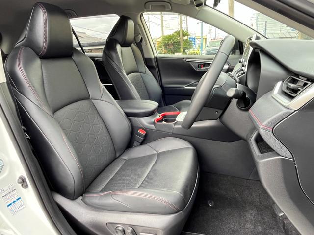 ＲＡＶ４ アドベンチャー　オフロードパッケージ　ディスプレイオーディオナビ・バックカメラ・ＬＥＤインテリアイルミ・パワーシート・パワーバックドア・シートヒーター＆ベンチレーション・前後ドライブレコーダー・ビルトインＥＴＣ・ＢＳＭ・ＲＴＡ・禁煙車（14枚目）