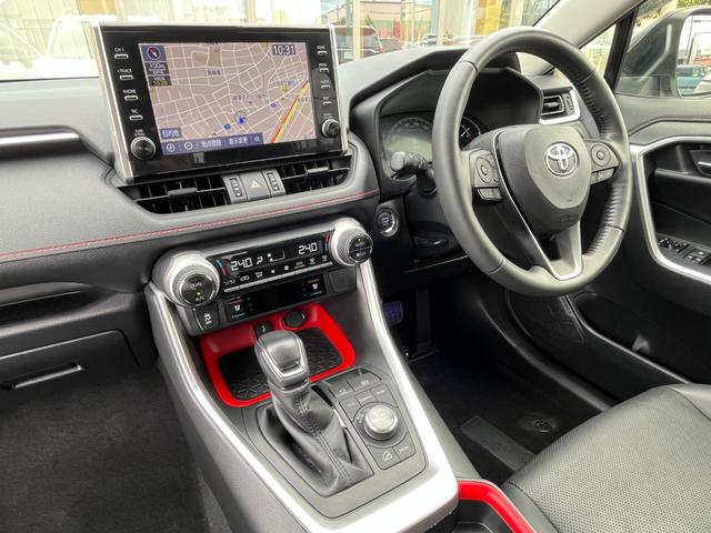 ＲＡＶ４ アドベンチャー　オフロードパッケージ　ディスプレイオーディオナビ・バックカメラ・ＬＥＤインテリアイルミ・パワーシート・パワーバックドア・シートヒーター＆ベンチレーション・前後ドライブレコーダー・ビルトインＥＴＣ・ＢＳＭ・ＲＴＡ・禁煙車（18枚目）