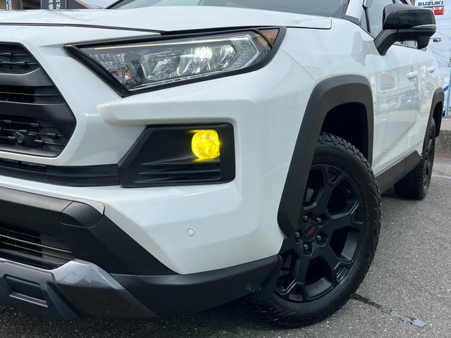 ＲＡＶ４ アドベンチャー　オフロードパッケージ　ディスプレイオーディオナビ・バックカメラ・ＬＥＤインテリアイルミ・パワーシート・パワーバックドア・シートヒーター＆ベンチレーション・前後ドライブレコーダー・ビルトインＥＴＣ・ＢＳＭ・ＲＴＡ・禁煙車（29枚目）