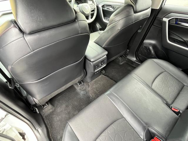 ＲＡＶ４ アドベンチャー　オフロードパッケージ　ディスプレイオーディオナビ・バックカメラ・ＬＥＤインテリアイルミ・パワーシート・パワーバックドア・シートヒーター＆ベンチレーション・前後ドライブレコーダー・ビルトインＥＴＣ・ＢＳＭ・ＲＴＡ・禁煙車（62枚目）