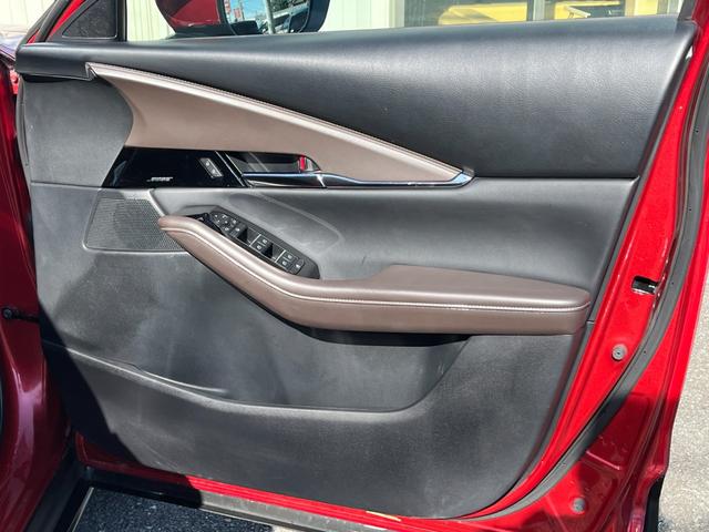ＣＸ－３０ ＸＤ　ツーリング　ブラウンレザーシート・コネクトナビ・フルセグＴＶ・３６０°全周囲カメラ・パワーシート・シートヒーター・パワーバックドア・ＢＳＭ・前後ドライブレコーダー・ビルトインＥＴＣ・ＨＤＭＩ・オクダケ充電・禁煙車（44枚目）