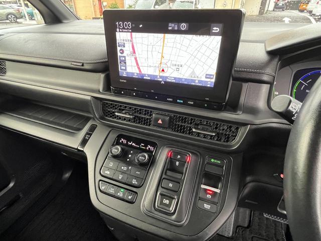 ステップワゴン e:HEVスパーダ ・純正ナビTV・後席フリップダウンモニター・バックカメラ・純正前後ドライブレコーダー・ビルトインETC・両側パワースライド・パワーバックドア・ハーフレザーシート・シートヒーター・BSM・Cソナー・禁煙(19枚目)