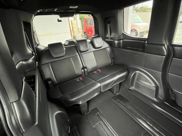 ステップワゴン e:HEVスパーダ ・純正ナビTV・後席フリップダウンモニター・バックカメラ・純正前後ドライブレコーダー・ビルトインETC・両側パワースライド・パワーバックドア・ハーフレザーシート・シートヒーター・BSM・Cソナー・禁煙(29枚目)