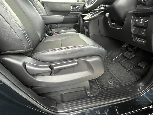 ステップワゴン e:HEVスパーダ ・純正ナビTV・後席フリップダウンモニター・バックカメラ・純正前後ドライブレコーダー・ビルトインETC・両側パワースライド・パワーバックドア・ハーフレザーシート・シートヒーター・BSM・Cソナー・禁煙(48枚目)