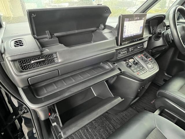 ステップワゴン e:HEVスパーダ ・純正ナビTV・後席フリップダウンモニター・バックカメラ・純正前後ドライブレコーダー・ビルトインETC・両側パワースライド・パワーバックドア・ハーフレザーシート・シートヒーター・BSM・Cソナー・禁煙(60枚目)