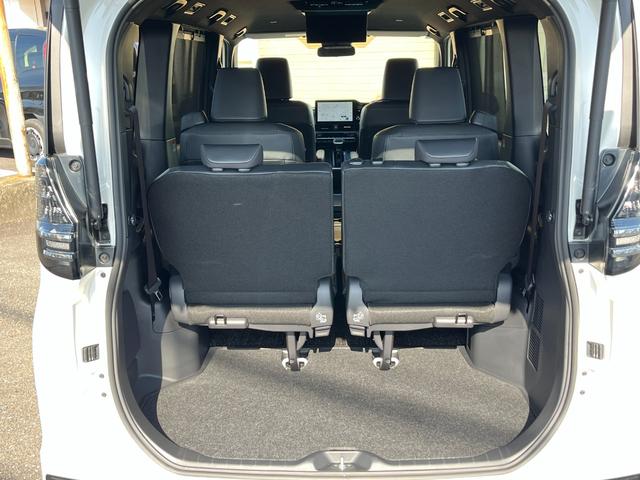 ヴォクシー ハイブリッドＳ－Ｚ　・１０．５型ナビＴＶ・１３．２型有機ＥＬ後席モニター・ＣＤ／ＤＶＤデッキ・快適利便パッケージ・アドバンスドドライブ・パワーバックドア・前後シートヒーター・ＡＣ１００Ｖ１５００Ｗ・ＨＤＭＩ・ＥＴＣ２．０（31枚目）