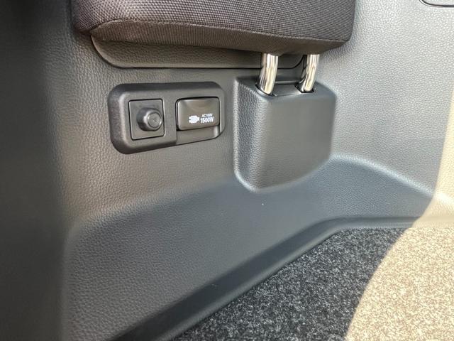 ヴォクシー ハイブリッドＳ－Ｚ　・１０．５型ナビＴＶ・１３．２型有機ＥＬ後席モニター・ＣＤ／ＤＶＤデッキ・快適利便パッケージ・アドバンスドドライブ・パワーバックドア・前後シートヒーター・ＡＣ１００Ｖ１５００Ｗ・ＨＤＭＩ・ＥＴＣ２．０（68枚目）