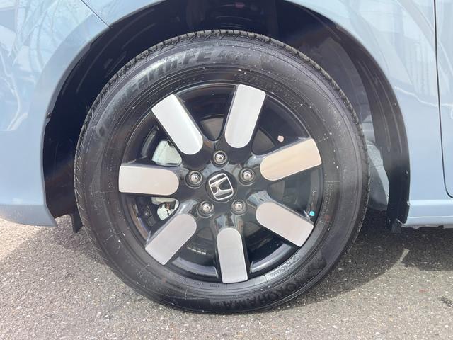 フリード e:HEVエアー EX ・カロッツリア10.1インチディスプレイオーディオ・YouTube視聴可・Carplay・AndroidAuto・バックカメラ・前後室内3方向ドラレコ・両側パワースライド・シートヒーター・リヤクーラー(70枚目)