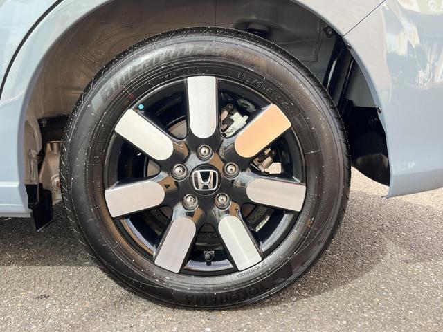 フリード e:HEVエアー EX ・カロッツリア10.1インチディスプレイオーディオ・YouTube視聴可・Carplay・AndroidAuto・バックカメラ・前後室内3方向ドラレコ・両側パワースライド・シートヒーター・リヤクーラー(71枚目)