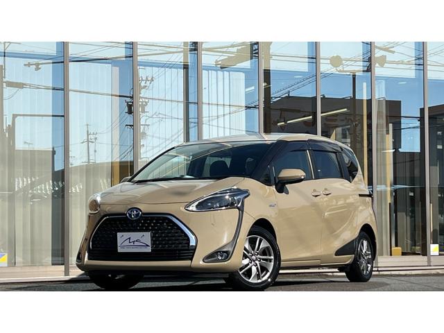 シエンタ ハイブリッド　ファンベースＧ　走行８４００キロ・純正９インチナビフルセグＴＶ・３６０°パノラミックビューモニター・プリクラッシュセーフティ・ナビ連動ドラレコ・両側パワースライド・シート＆ハンドルヒーター・Ｃソナー・ＥＴＣ・禁煙車（2枚目）