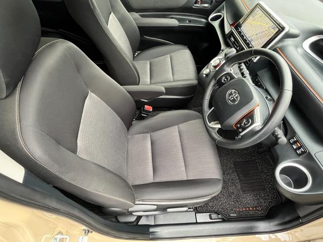 シエンタ ハイブリッド　ファンベースＧ　走行８４００キロ・純正９インチナビフルセグＴＶ・３６０°パノラミックビューモニター・プリクラッシュセーフティ・ナビ連動ドラレコ・両側パワースライド・シート＆ハンドルヒーター・Ｃソナー・ＥＴＣ・禁煙車（46枚目）