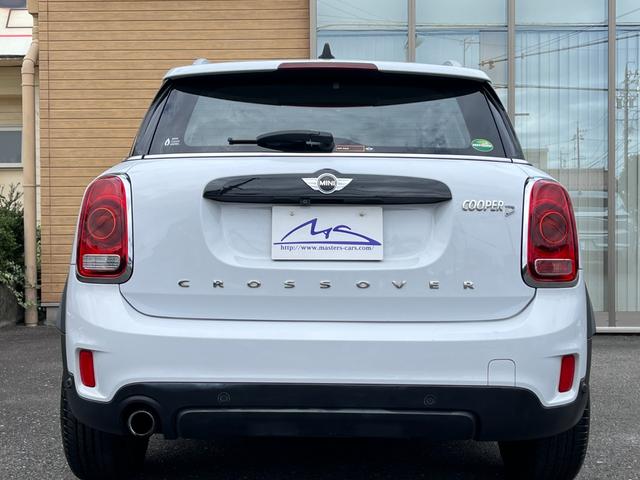 MINI クロスオーバー バッキンガム ・インテリジェントセーフティ・純正ナビ・バックカメラ・LEDヘッド・LEDフォグ・パワーバックドア・コンフォートアクセス・クリアランスソナー・クルーズコントロール・ETC・Bluetooth・禁煙車(8枚目)
