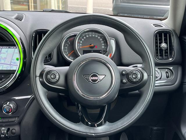 MINI クロスオーバー バッキンガム ・インテリジェントセーフティ・純正ナビ・バックカメラ・LEDヘッド・LEDフォグ・パワーバックドア・コンフォートアクセス・クリアランスソナー・クルーズコントロール・ETC・Bluetooth・禁煙車(22枚目)