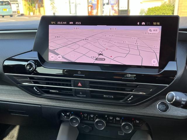 Ｃ５ Ｘ シャインパック　ガラスサンルーフ・純正ナビ・３６０°全周囲カメラレザーシート・前席パワーシート・シートヒーター＆ベンチレーションマッサージ機能付・パワーバックドア・ヘッドアップディスプレイ・前後ドラレコ・ＥＴＣ・禁煙（19枚目）